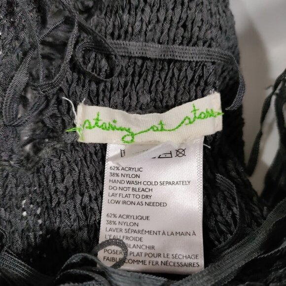 Staring at Stars by Urban Outfitters Knit Triangle Fringe Shawl Scarf Gray - Picture 8 of 11